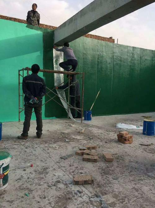 东丽针对老旧车间地面普遍存在的起砂、裂缝问题